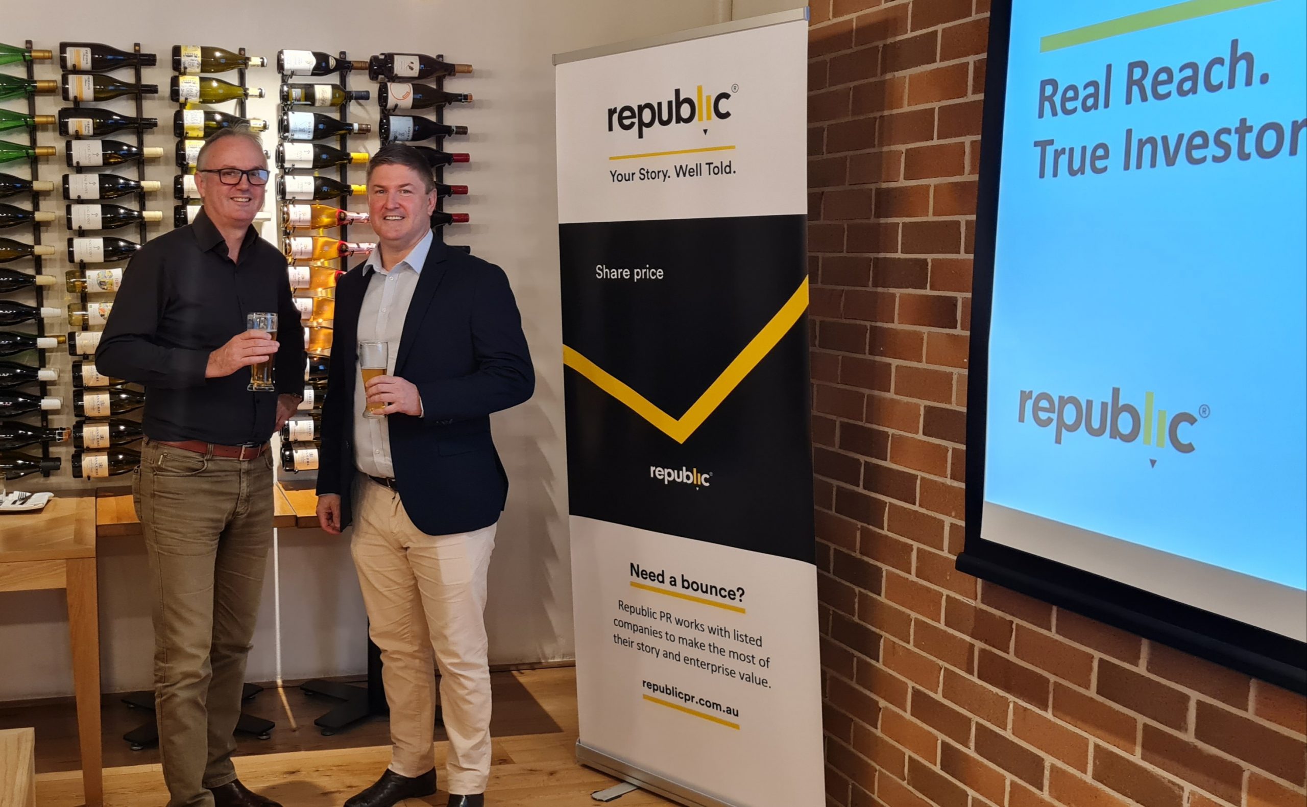 Great to be collaborating with Gareth Quinn at RepublicPR's launch of their partnership with ShareCafe - an online financial news channel dedicated to informing the public on the latest happenings and advice on listed companies.